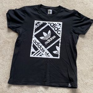 Adidas men’s T-shirt size medium